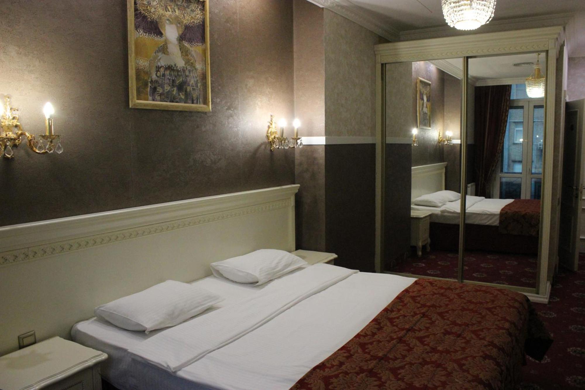De Paris Hotel Kiev Exterior foto